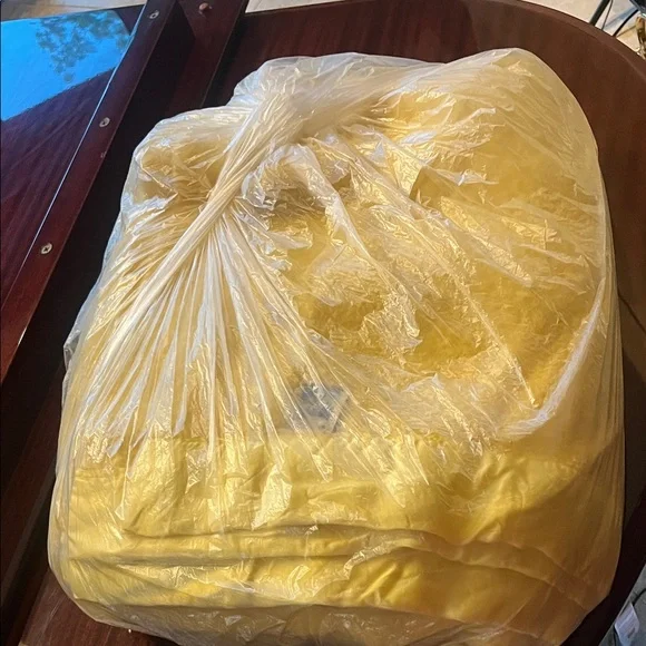 Vintage 100% Wool Kenwood Buttery Yellow Blanket 80”L 64”W - Picture 12 of 12